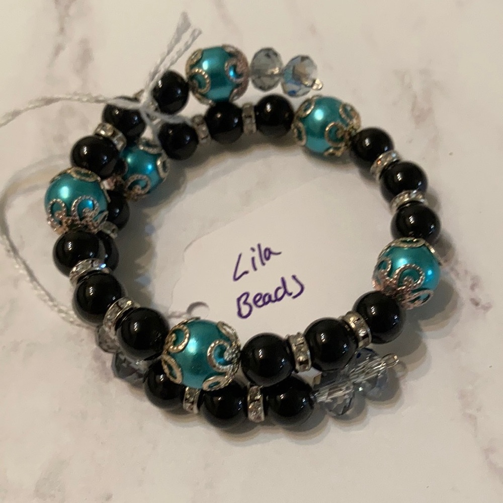 Teal pearl with glass beads